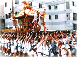 大阪天神祭の2017年の日程・時間は？花火穴場スポットも紹介！